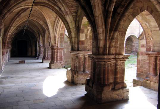 galerie est, cloitre abbaye de Luxeuil