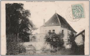 Le bâtiment du réfectoire (XVIIIe) avec une partie du cloître vers 1900 au monent de l'installation de la fonderie